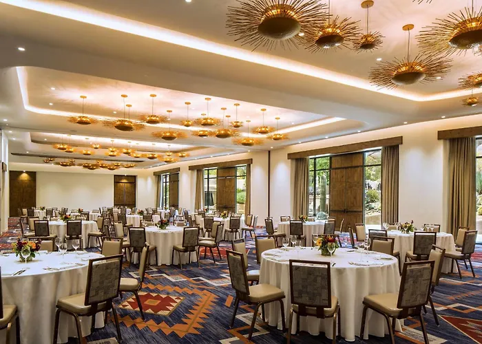 Boulders & Scottsdale, Curio Collection By Hilton 4*