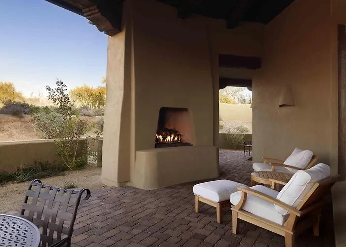 Boulders & Scottsdale, Curio Collection By Hilton Station touristique