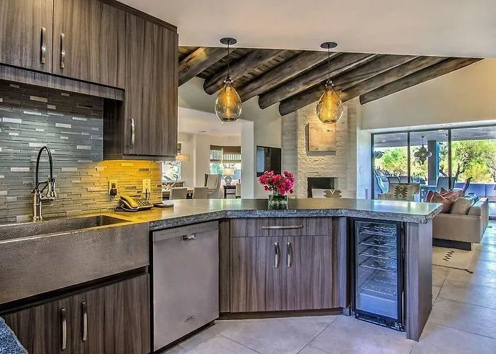 Boulders & Scottsdale, Curio Collection By Hilton