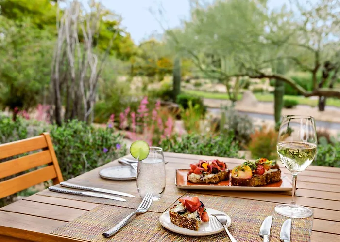 Boulders & Scottsdale, Curio Collection By Hilton Resort 4*