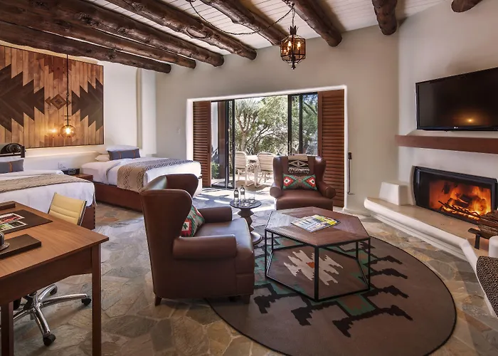 Resort Boulders & Scottsdale, Curio Collection By Hilton