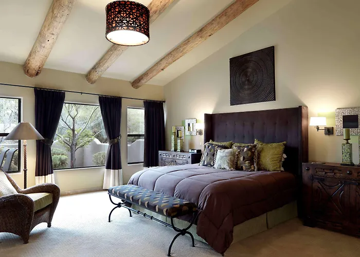 Resort Boulders & Scottsdale, Curio Collection By Hilton