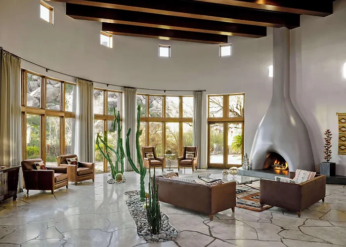 Boulders & Scottsdale, Curio Collection By Hilton